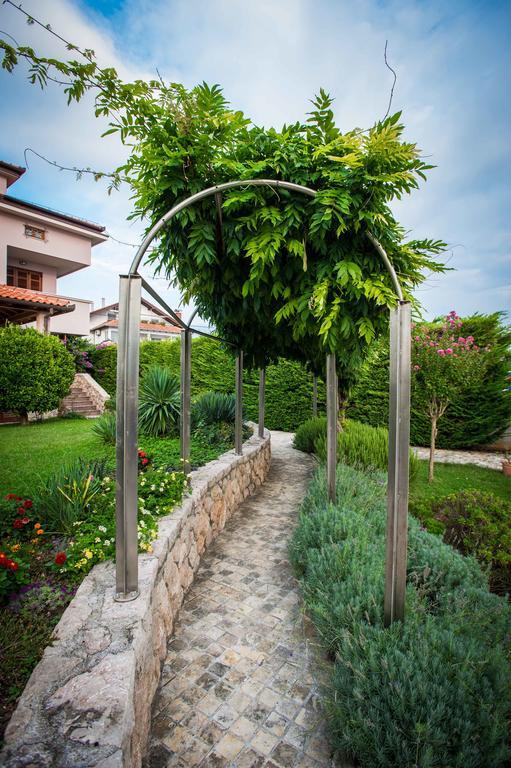 Villa Amalija Sukošan Екстериор снимка